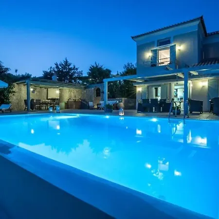 Luxurious Cosy Breathtaking Seaview Pool Villa *