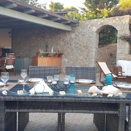 Luxurious Cosy Breathtaking Seaview Pool *